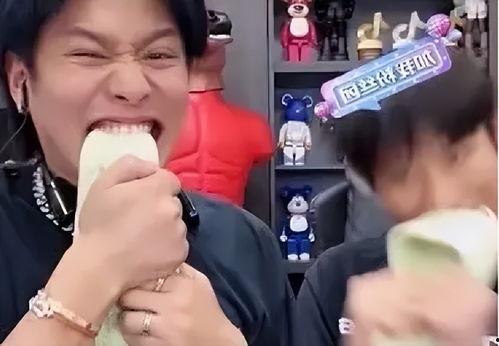 小杨哥爆料化妆品视频播放,化妆品视频播放背后的秘密大曝光！  第3张